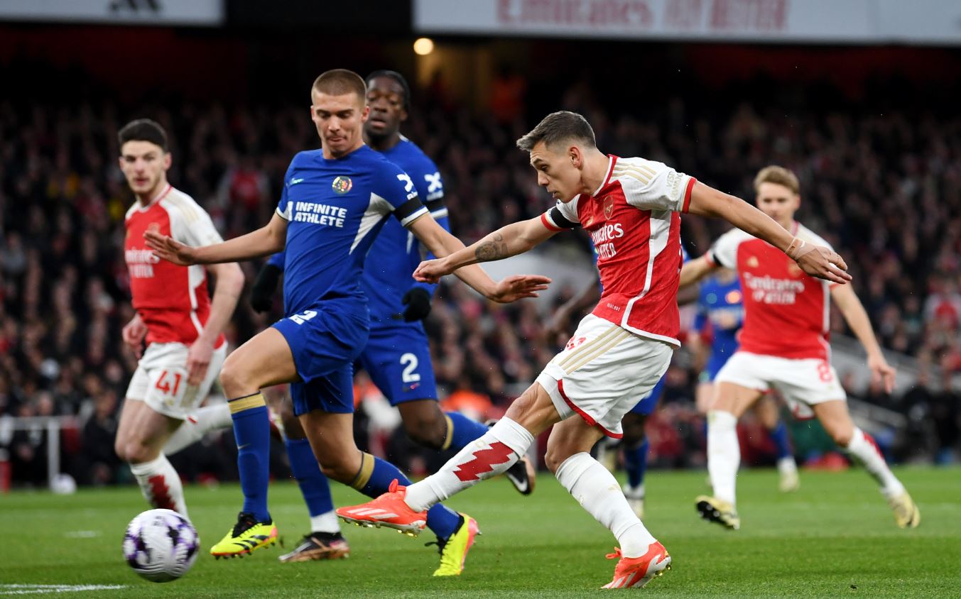 arsenal-vs-chelsea-0200-24-04-140401.jpg