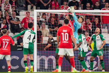 Benfica vs Feyenoord (02:00 – 24/10)